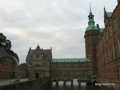 frederiksborg castle hillerod denmark