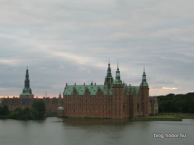 frederiksborg castle hillerod denmark